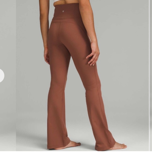 Lululemon Groove Super-High-Rise Flared Pant Nulu
Ancient Copper Brown Sz 8 - Picture 1 of 6